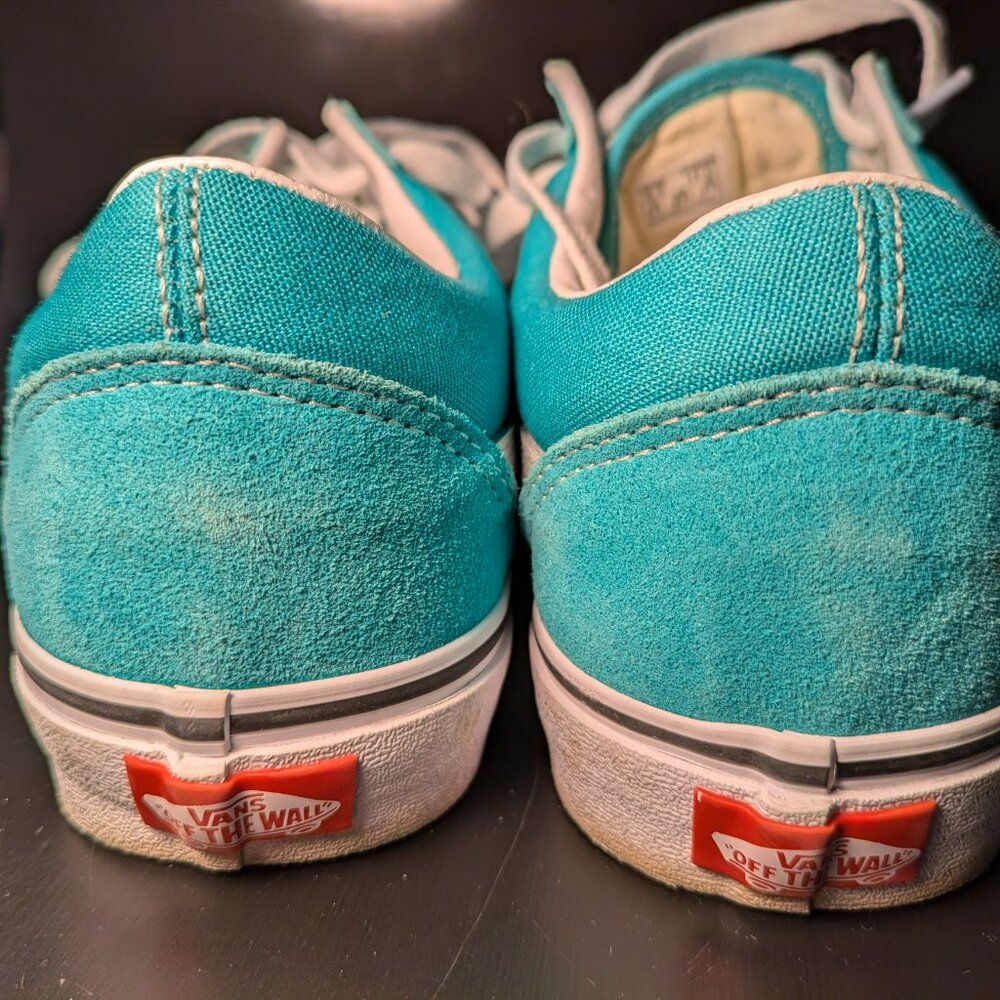 Green Vans Skate Shoe, 11 - Picture 3 of 4